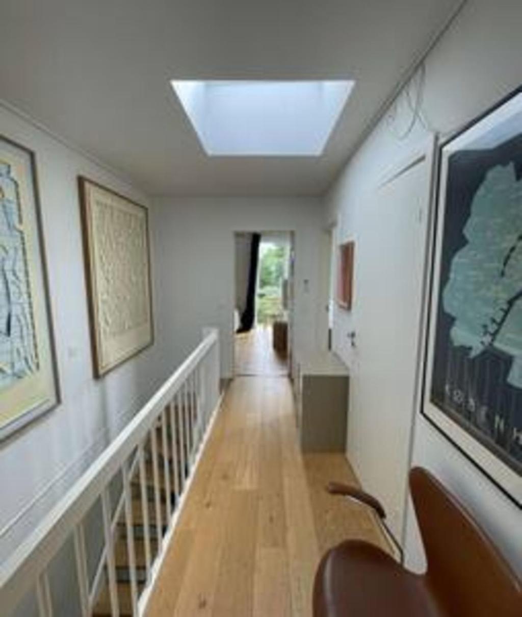 Three Floors - With Four Br In The Appartement